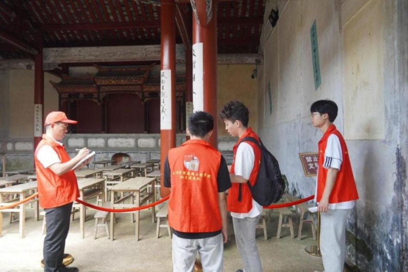 18luck快乐彩
红色建筑队:用青春守护红色根脉 让革命薪火代代相传
